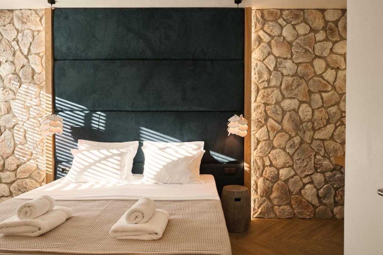 White Nest Villa *